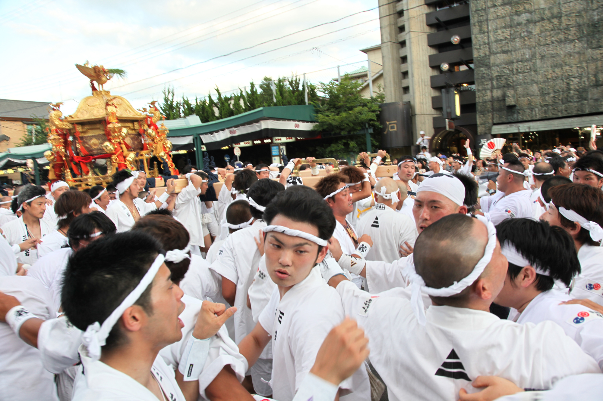 Gion Matsuri – The procession of “Mikoshi” Gion Matsuri – The procession of “Mikoshi”